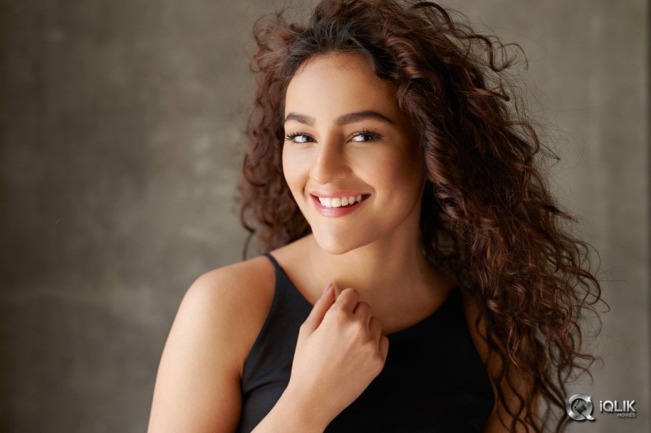 Seerat-Kapoor